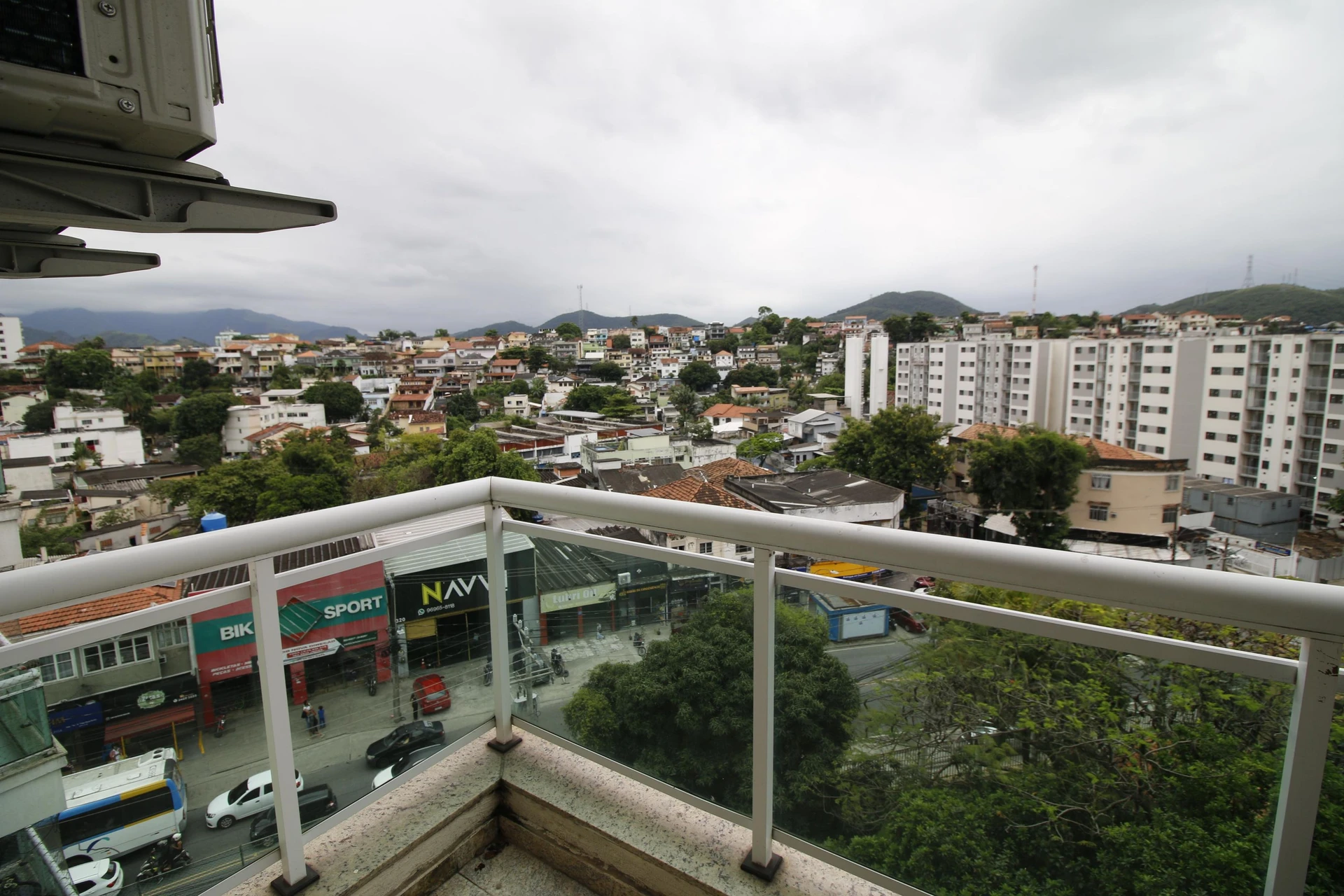 Apartment, 161 m², with a grill on the balcony — photo 7