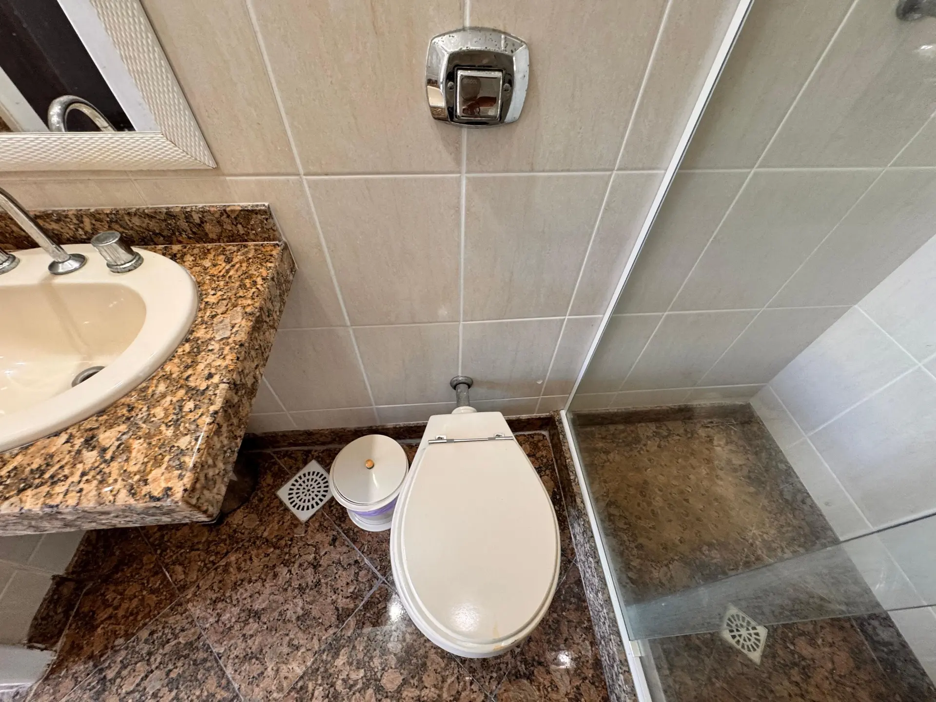 Apartamento, 233 m², com janelas do piso ao teto — photo 68