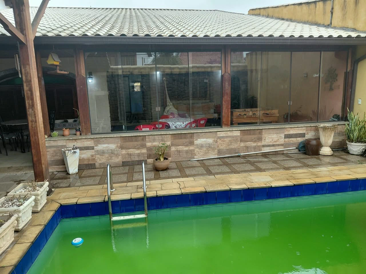 Furnished house with 3 bedrooms, 360 m² and 2 parking spots — photo 17