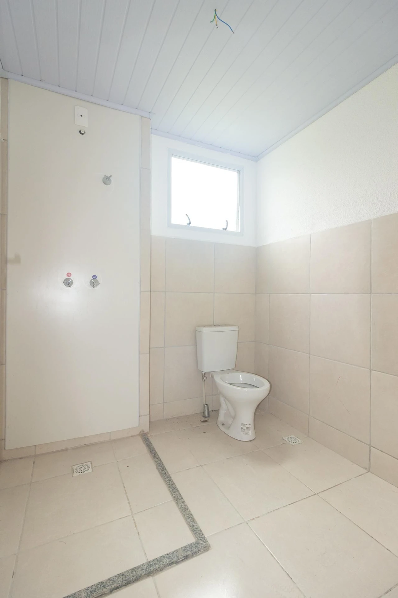 Apartamento de 2 quartos em condomínio com academia — photo 4