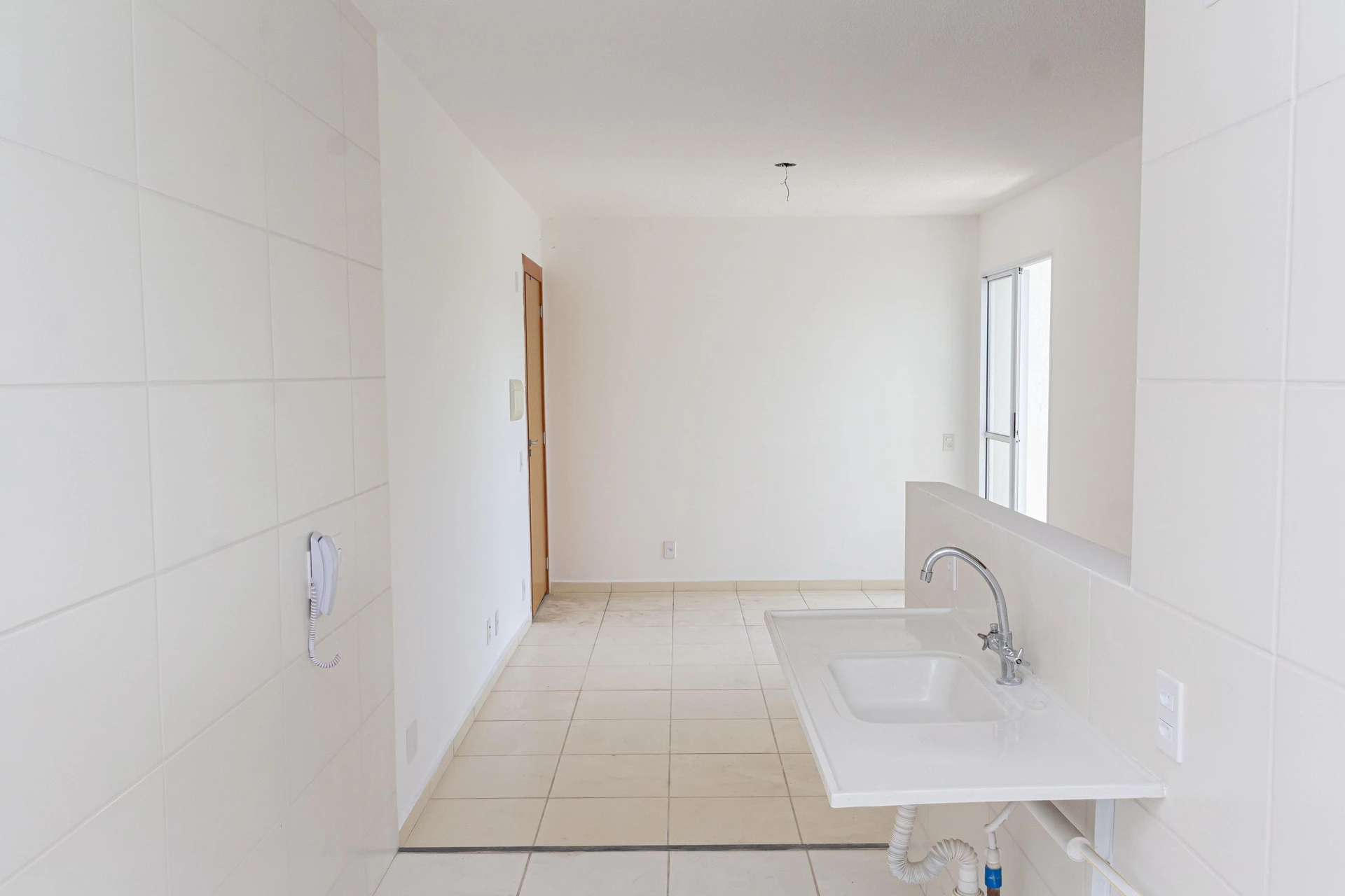 Rental apartment with 2 bedrooms and a balcony — photo 19