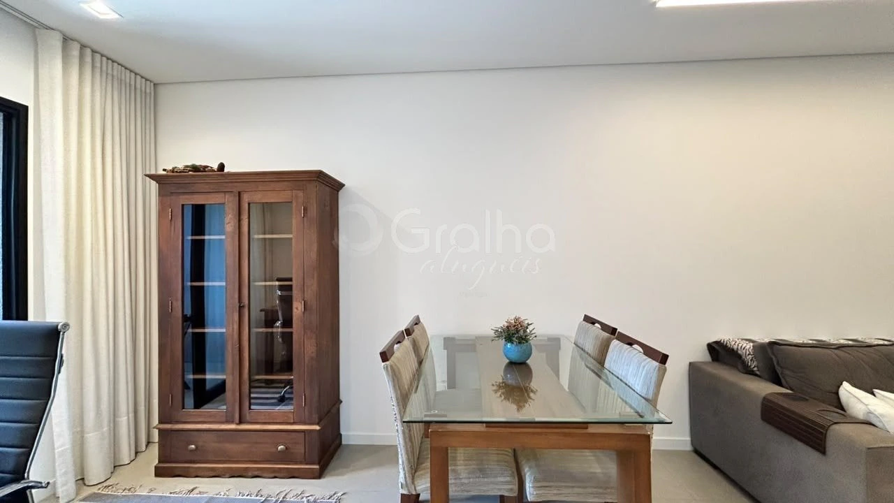 Mountain view in a 2-bedroom apartment, 116 m² — photo 12