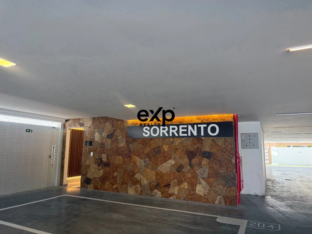 3-bedroom apartment, 2 with their own bathrooms, 76 m² — photo 12