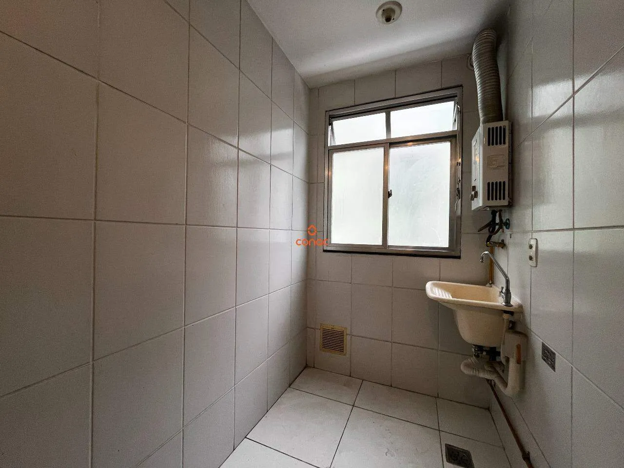 Apartamento de 2 habitaciones con balcón y 1 plaza de garaje — photo 25