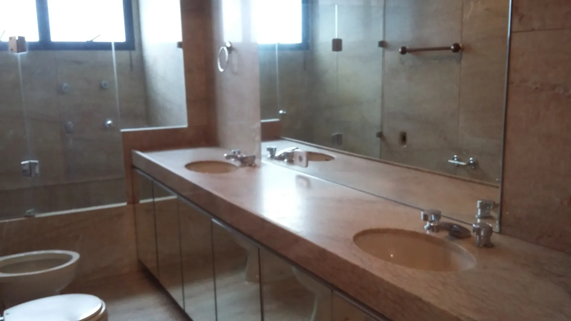 Apartamento de 400 m² com 4 quartos e 5 banheiros — photo 6