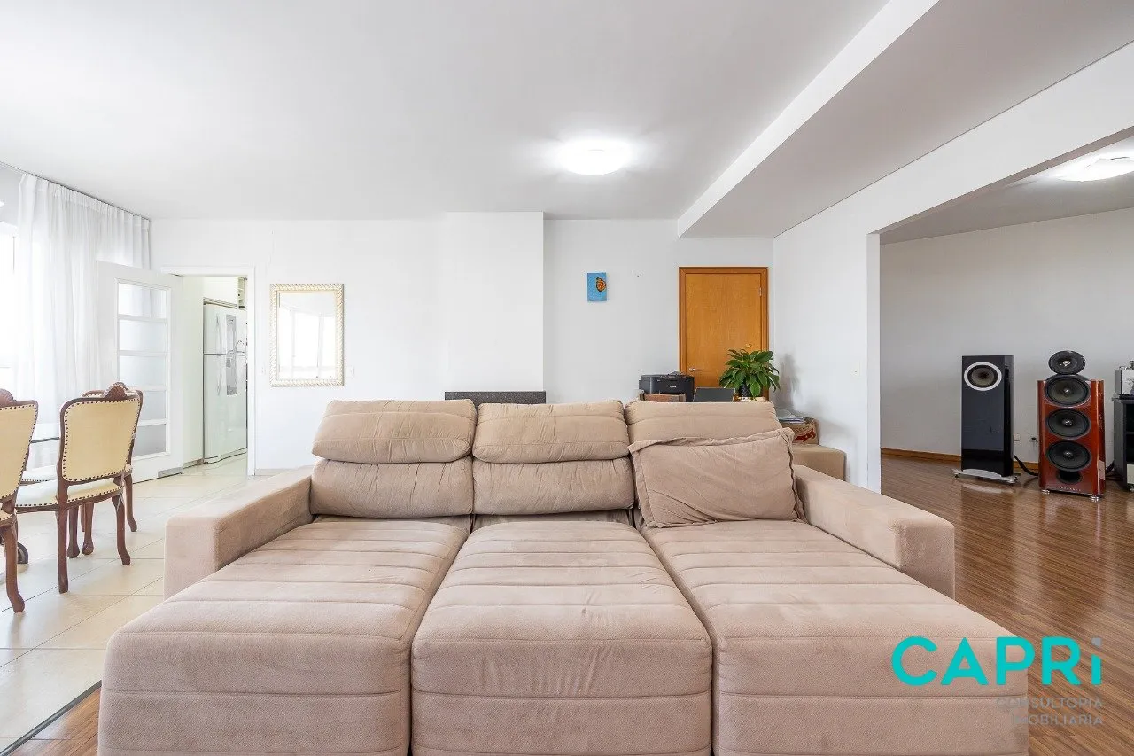 Furnished 318 m² apartment with 4 bedrooms and 3 parking — photo 28