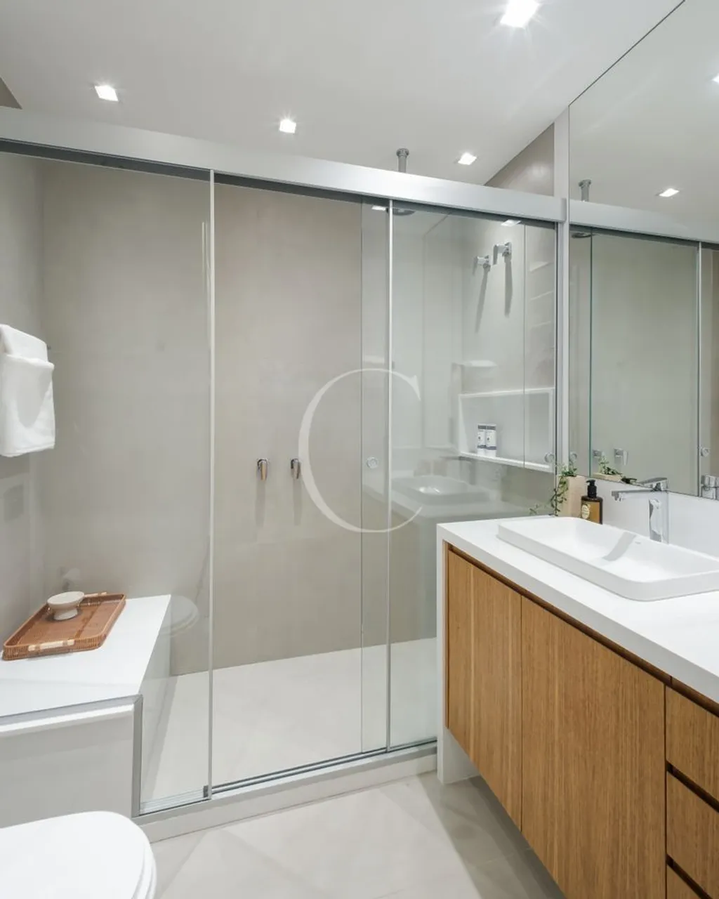 Apartment with 3 bedrooms and an open-plan gas kitchen — photo 10