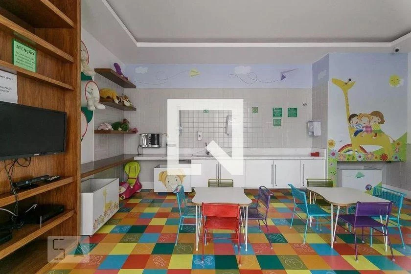 3-bedroom apartment in a building with a gym — photo 43