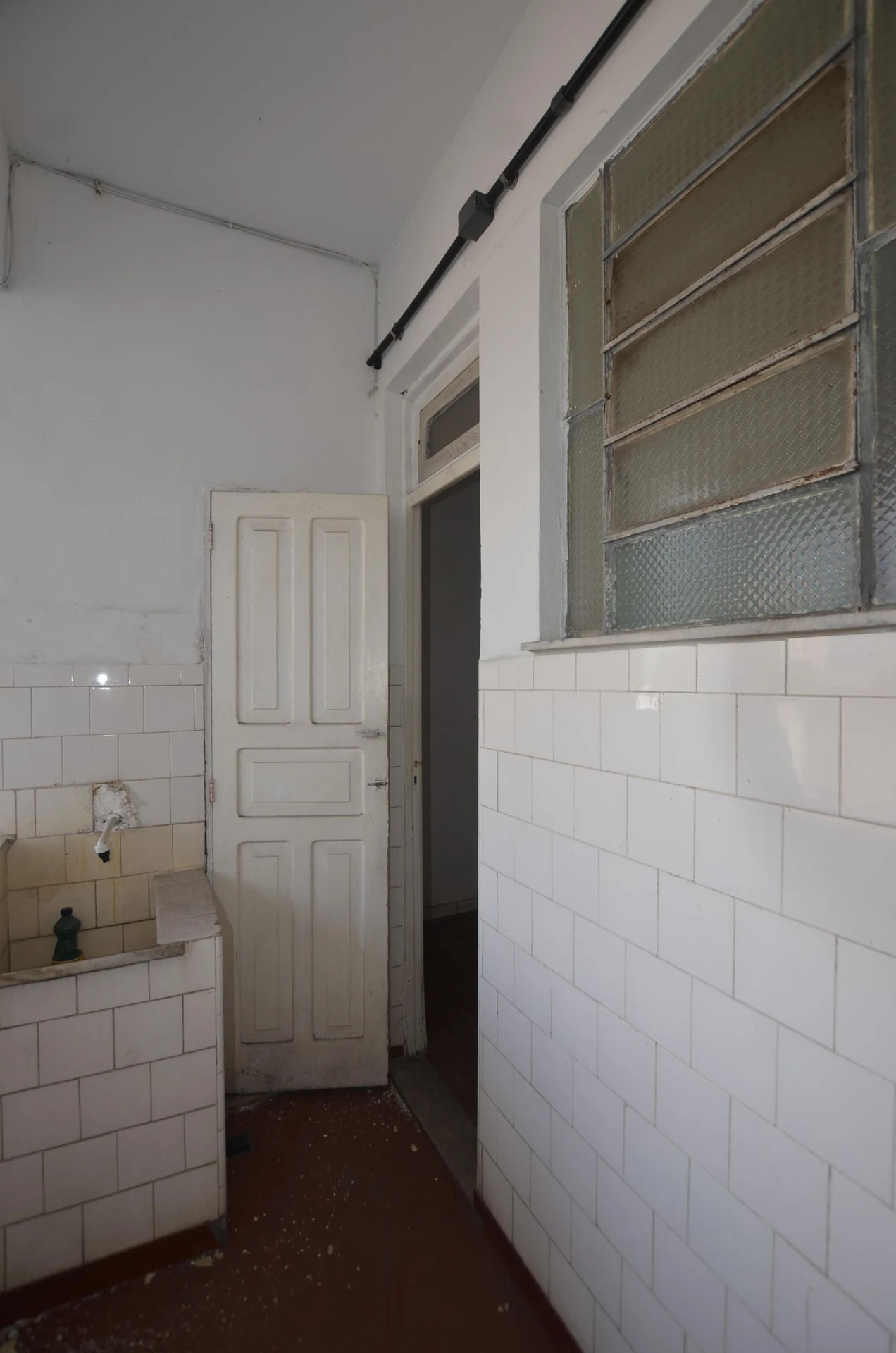 Unfurnished rental apartment with 2 bedrooms — photo 17