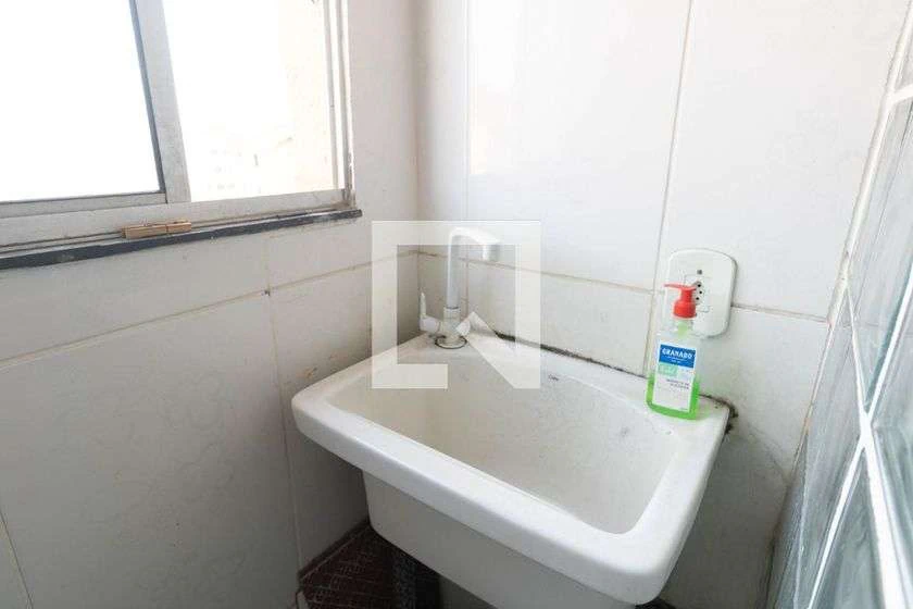 Furnished 2-bedroom apartment with 1 parking space — photo 3