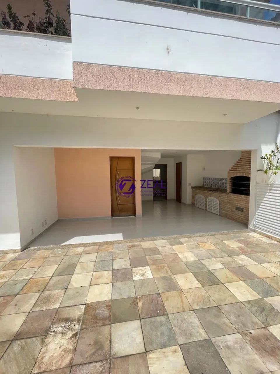 Triplex rental house with 4 suites and 220 m² — photo 5