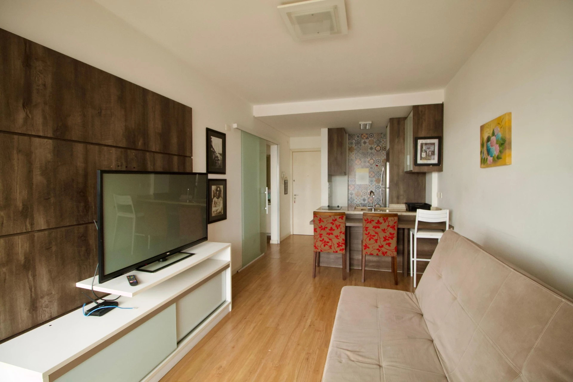 Washing machine in a one-bedroom apartment, 46 m²