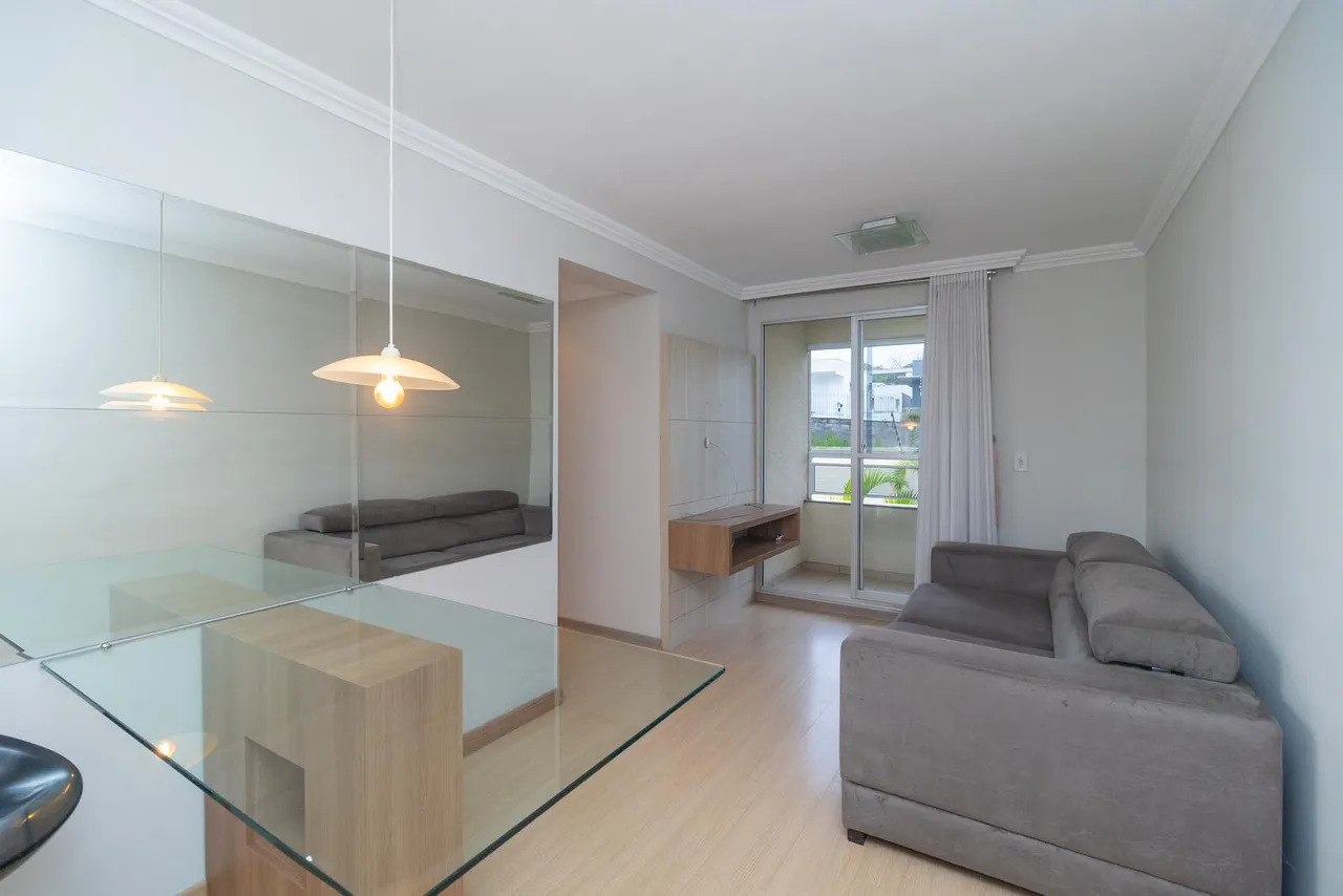 3-bedroom apartment with glassed-in balcony — photo 4