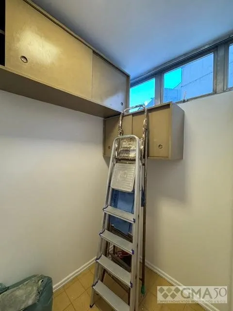 Apartment, 70 m², with wood or laminate floors — photo 16
