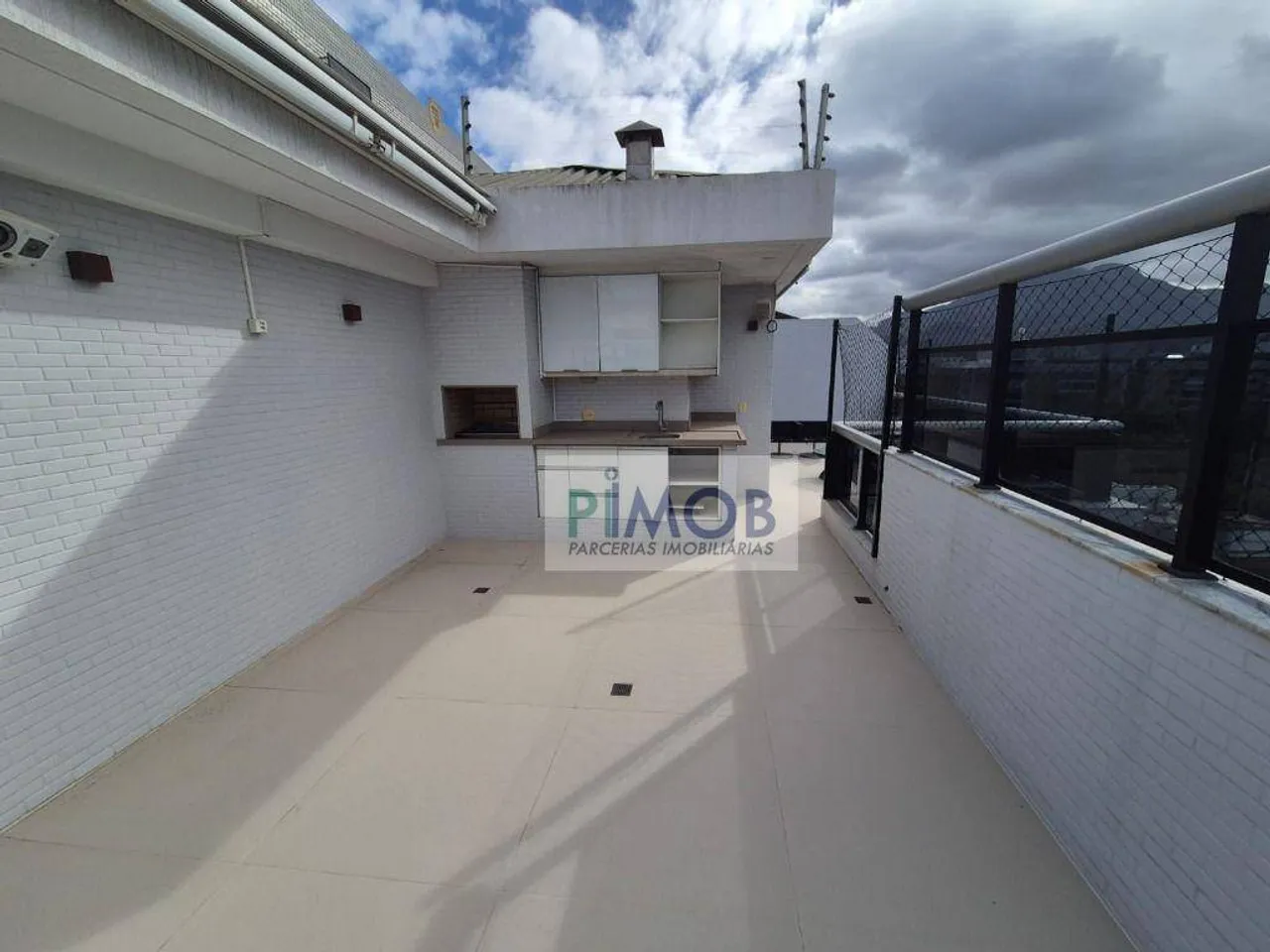Penthouse with 3 bedrooms and 5 bathrooms, 256 m² — photo 17