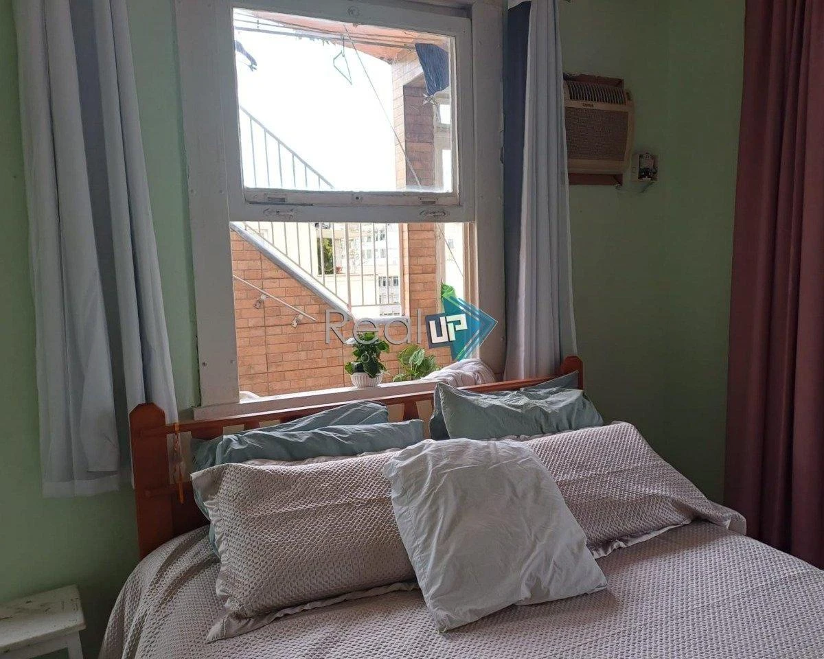 Furnished duplex penthouse with 3 bedrooms and 3 bathrooms — photo 28