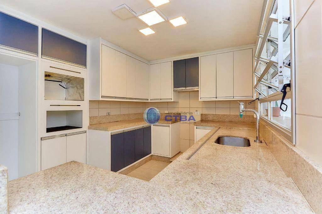 House, 164 m², with wood or laminate floors — photo 23