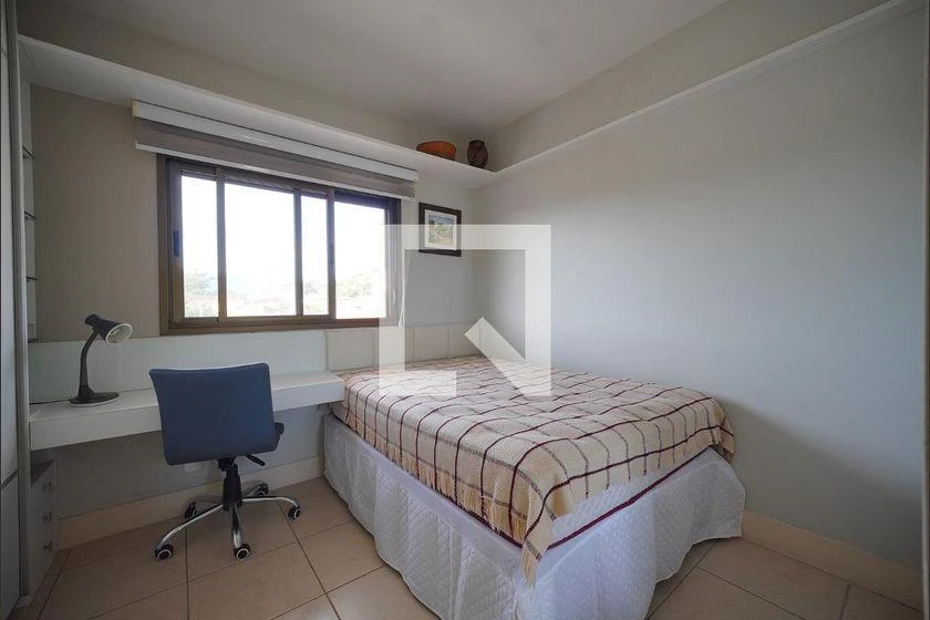 Furnished 80 m² apartment with 2 bedrooms and 2 baths — photo 8