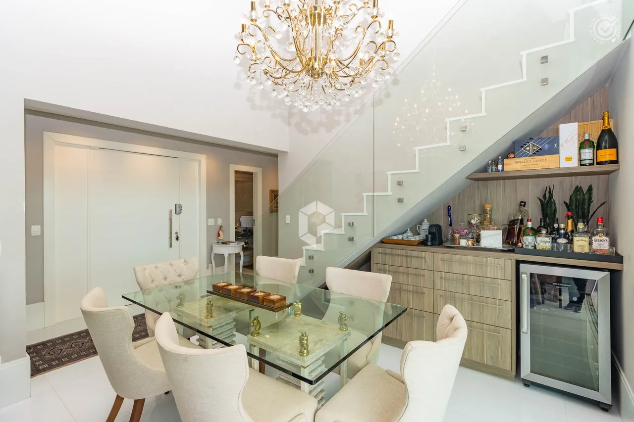 Furnished apartment with 3 en-suite bedrooms and 295 m² — photo 5