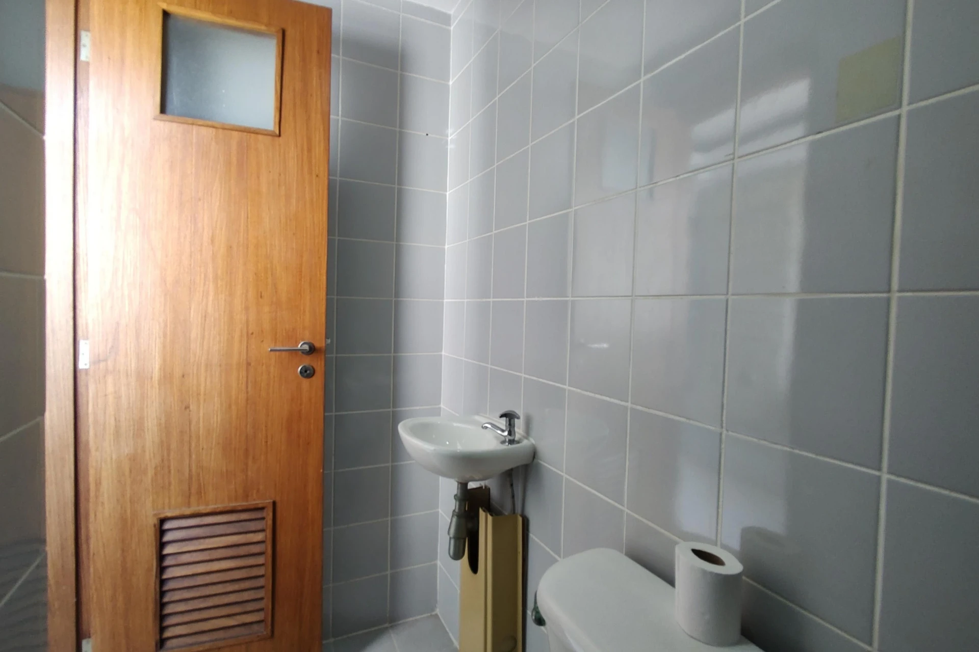 99 m² apartment with a water view and a washing machine — photo 79