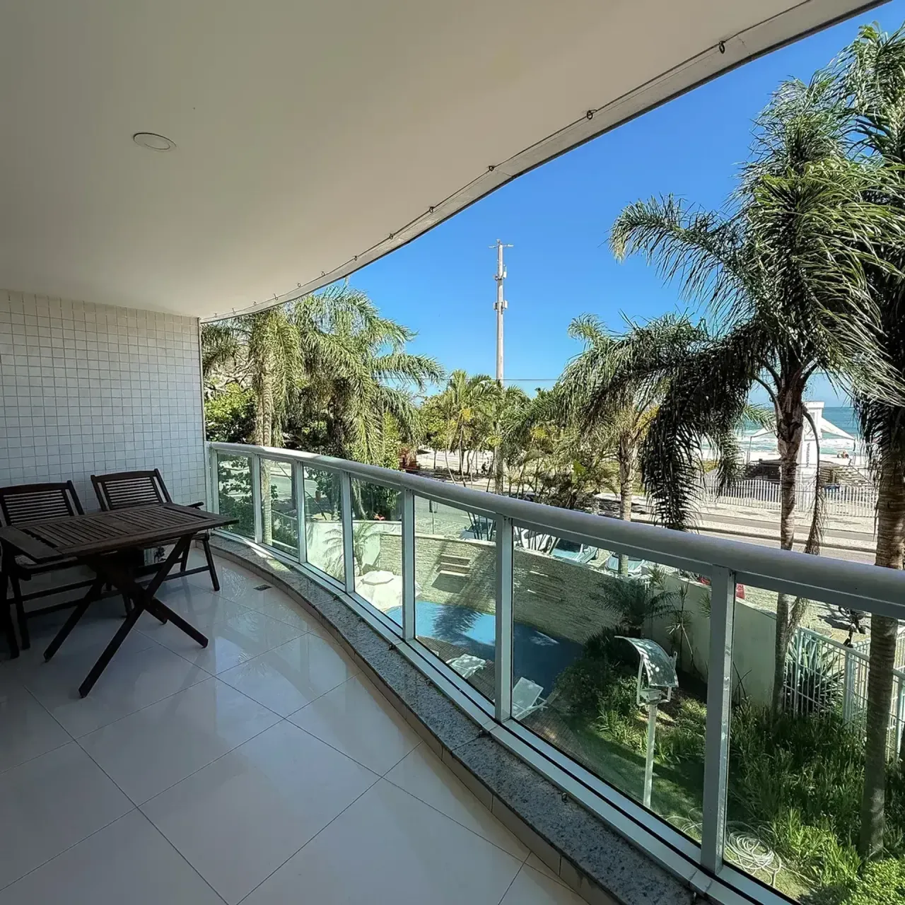 85 m² apartment with 2 bedrooms and 3 bathrooms — photo 2
