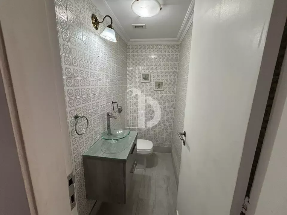 Вид на воду и 4 спальни: квартира 124 м² — photo 17