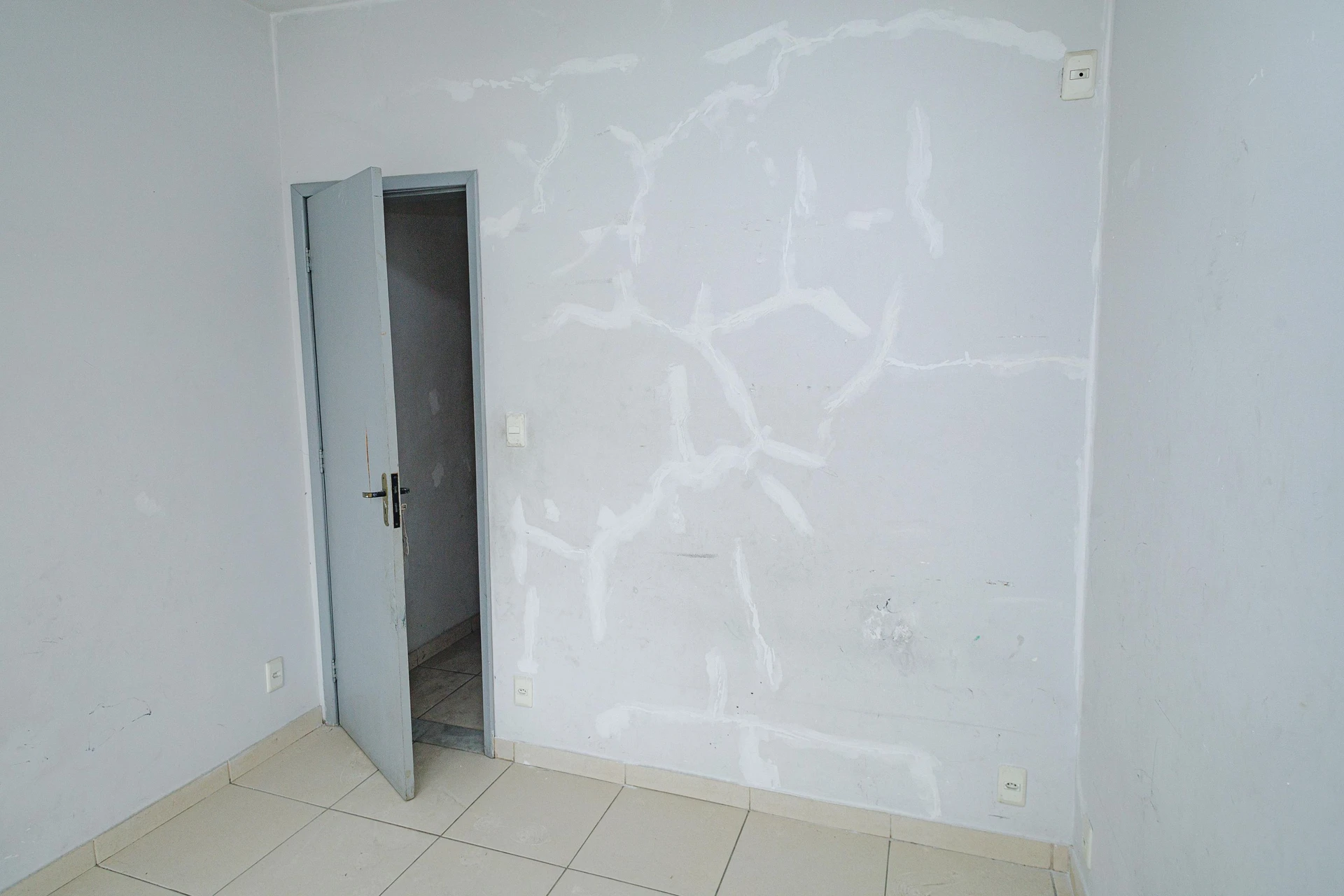 Apartamento para aluguel com 2 quartos e 1 banheiro — photo 17