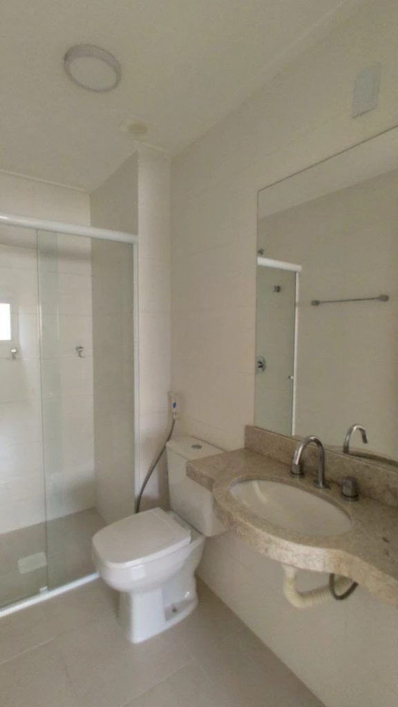 2-bedroom apartment with a mountain view — photo 3