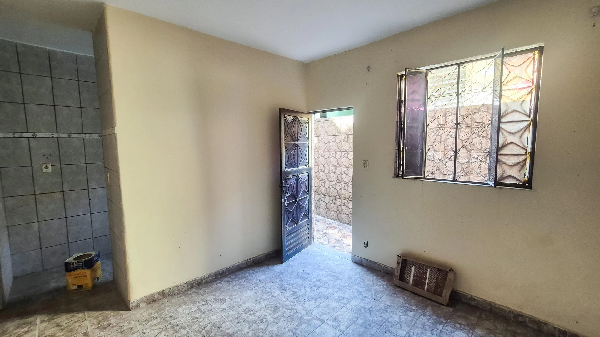 House with 2 bedrooms and a washing machine — photo 32