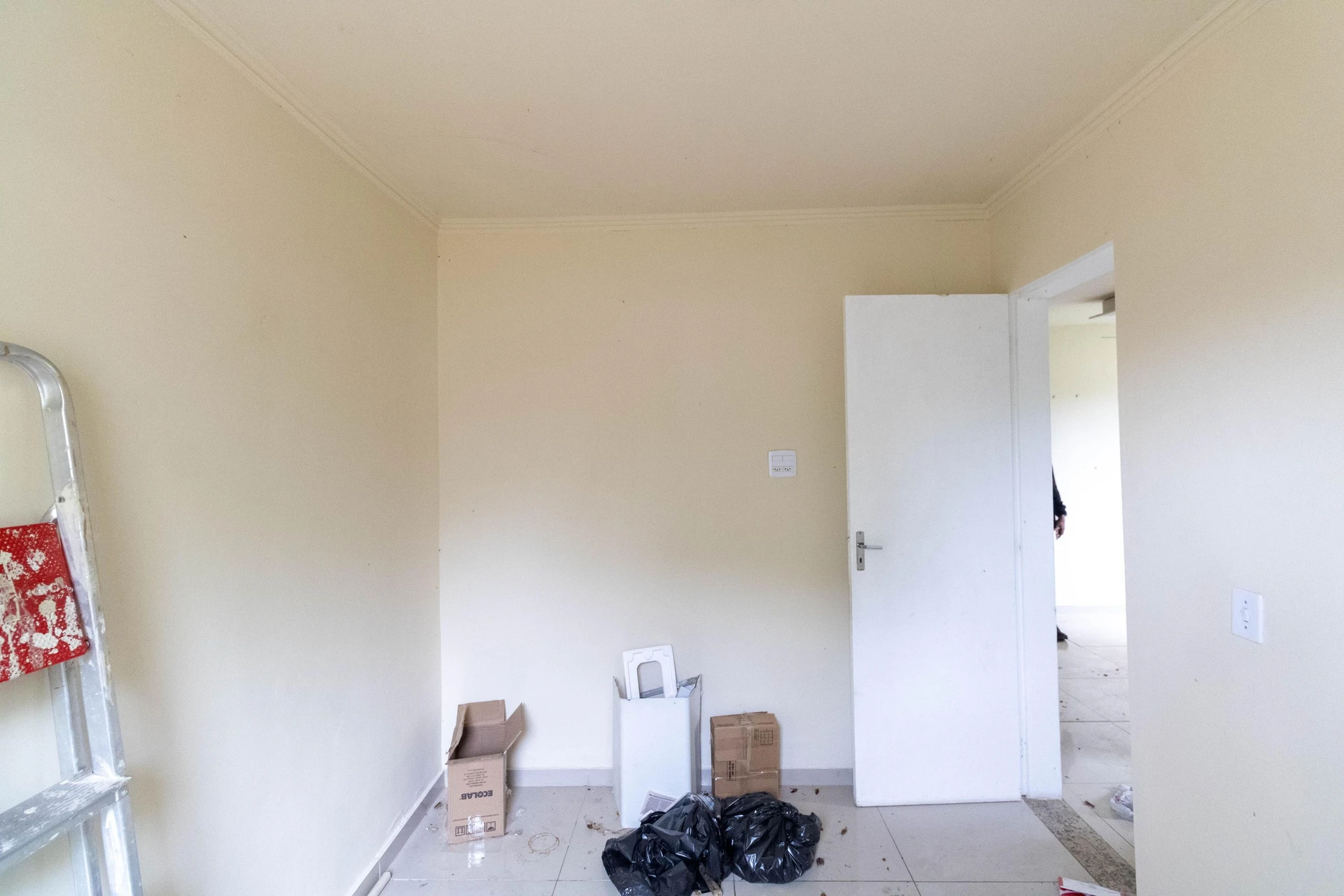 2-bedroom apartment with ceramic tile floors and 1 parking — photo 12