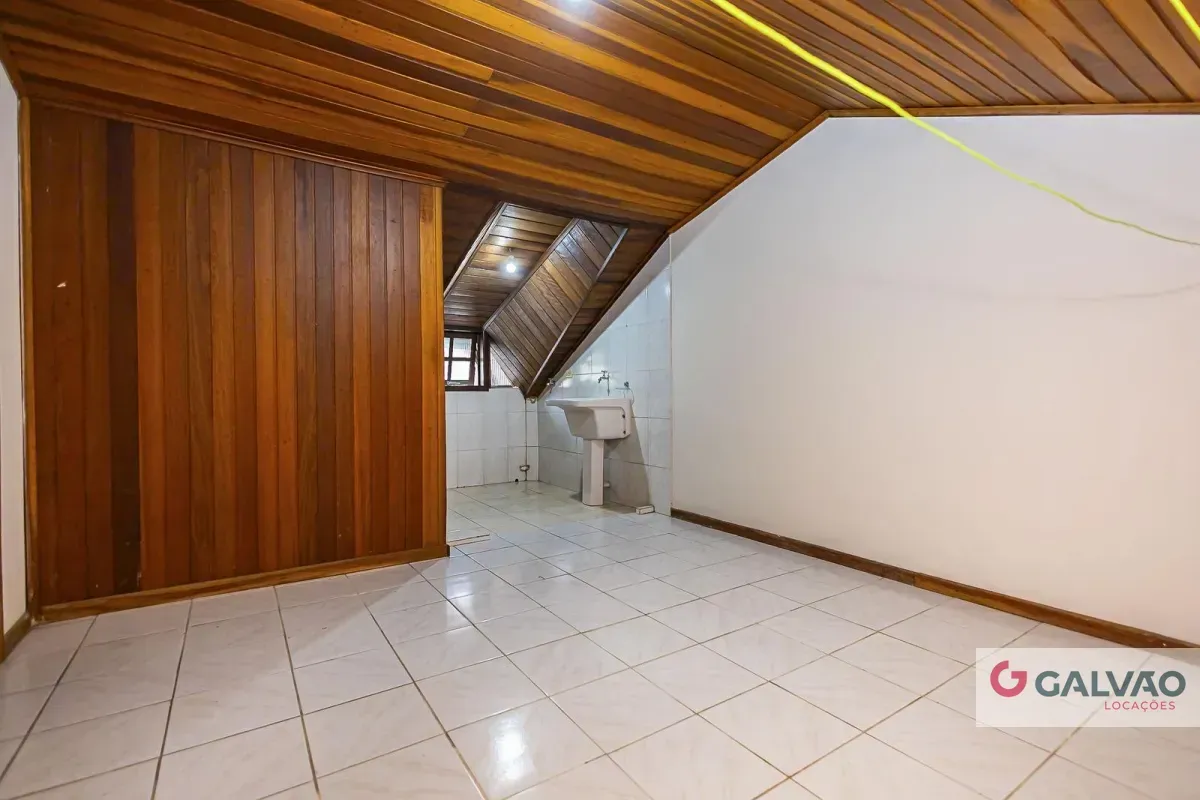 Furnished townhouse of 182 m² with 3 bedrooms and suite — photo 26