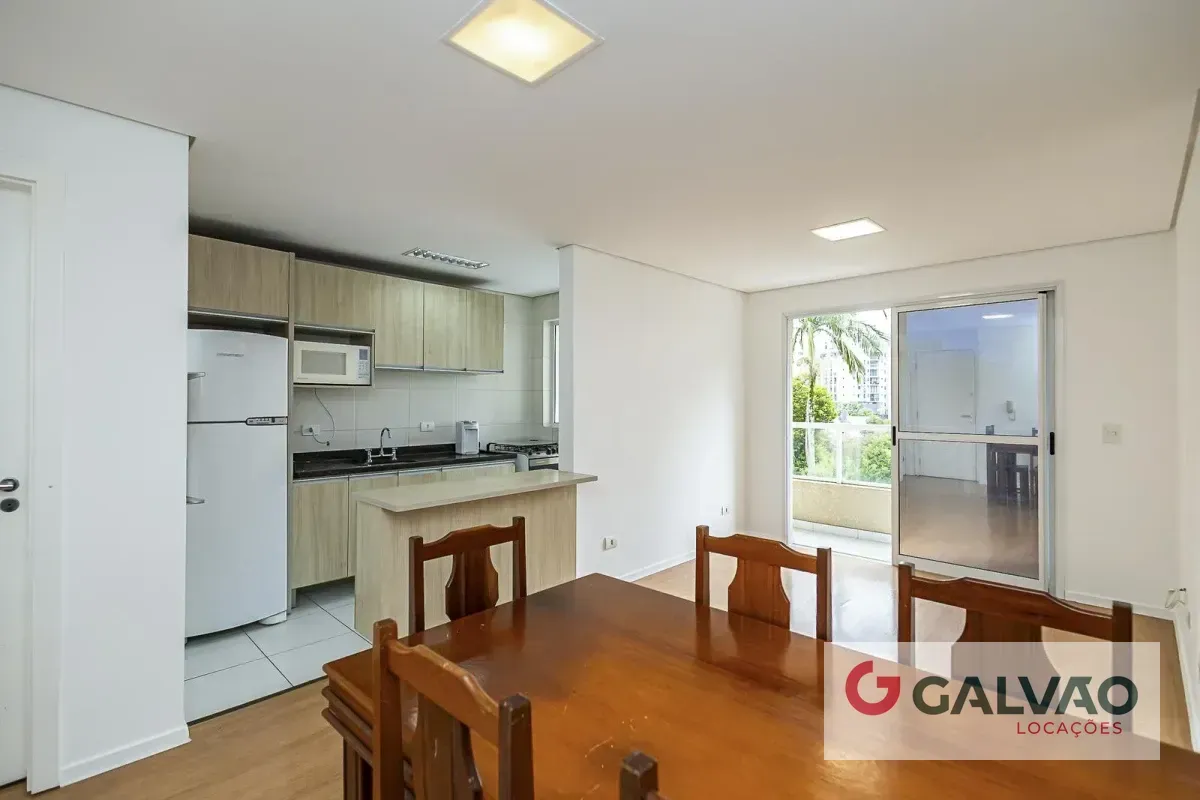 Apartment on the 4th floor with wood or laminate floors