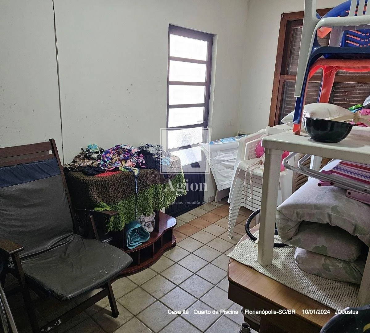 Vista al agua y 3 dormitorios: casa de 405 m² — photo 49
