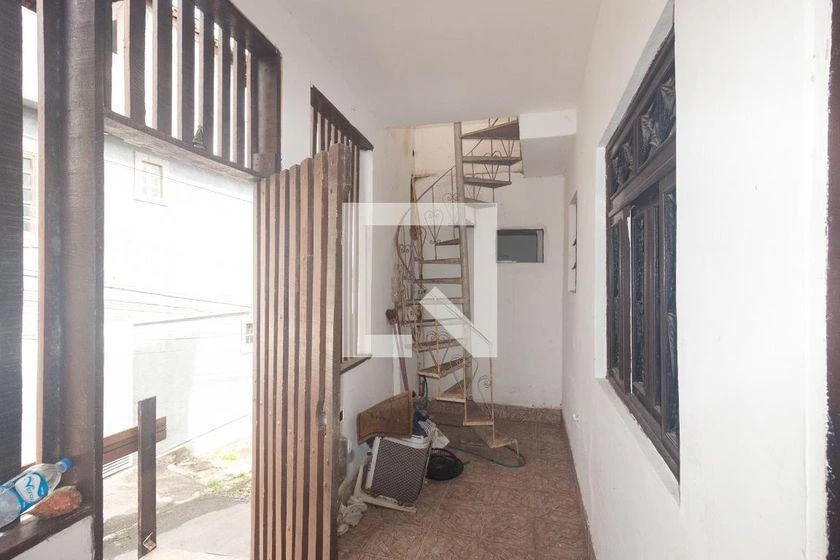 Furnished 1-bedroom house with 57 m² and no parking — photo 25