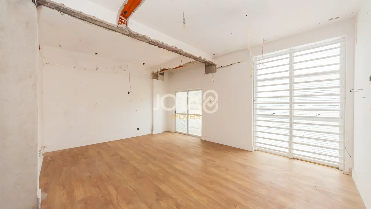 House with 2 bedrooms and a private BBQ area — photo 8