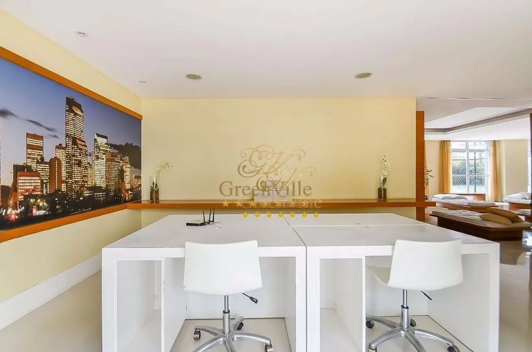 4-bedroom rental apartment with 297 m² and 3 parking spots — photo 27