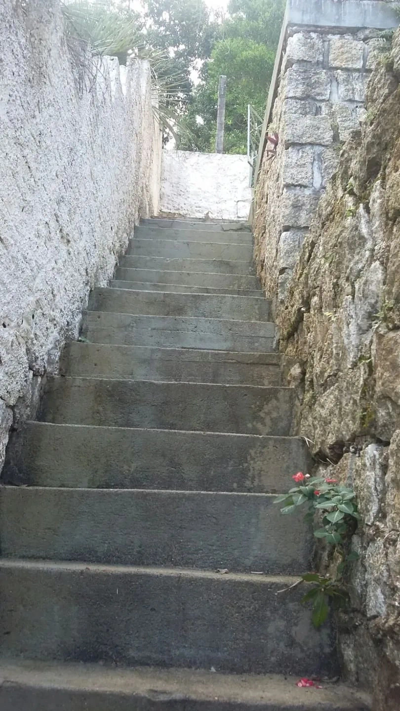 Casa residencial com 3 quartos e bancada na sacada — photo 8