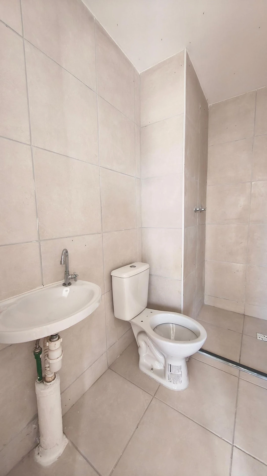 Квартира з 2 спальнями, у будинку є тренажерний зал — photo 30