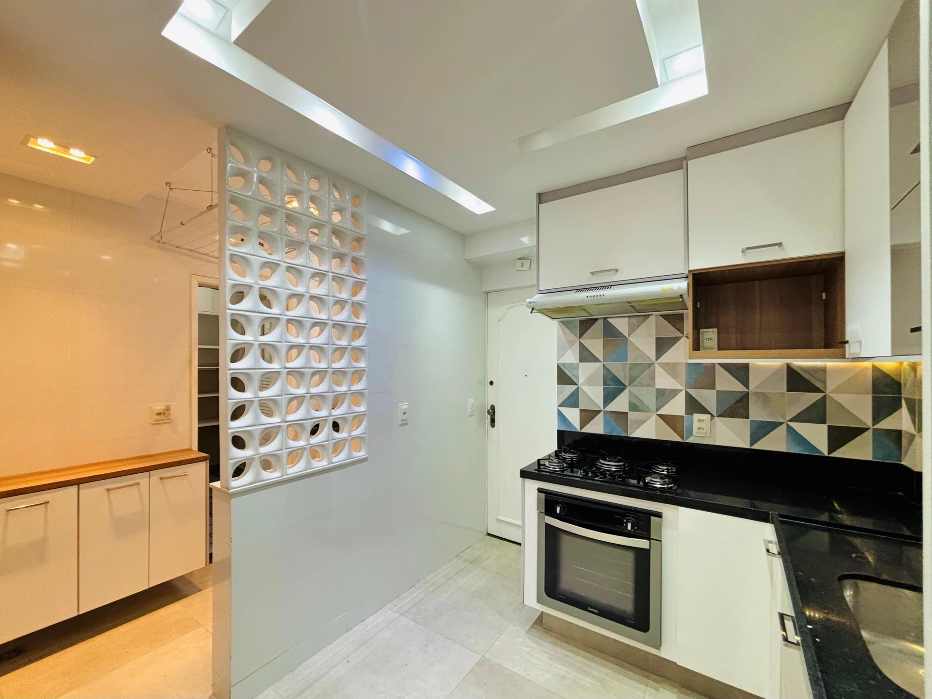 Apartamento com 3 quartos, varanda e cozinha integrada — photo 5