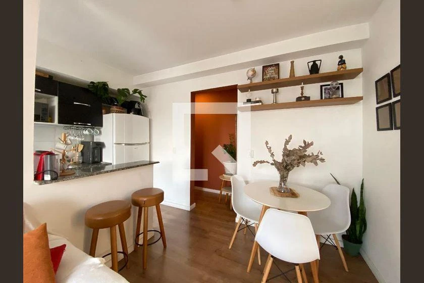 Apartment, 50 m², with wood or laminate floors — photo 9