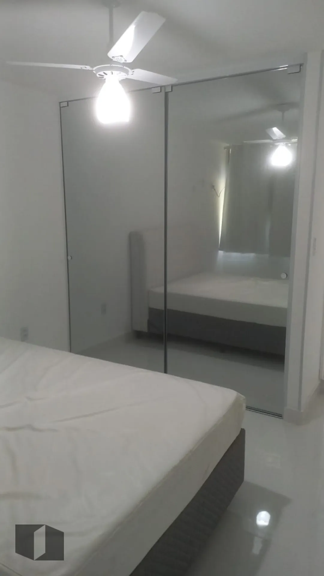 1-bedroom apartment with a separate kitchen — photo 3