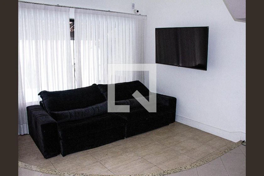 Casa de 4 dormitorios con espacio de home office — photo 35