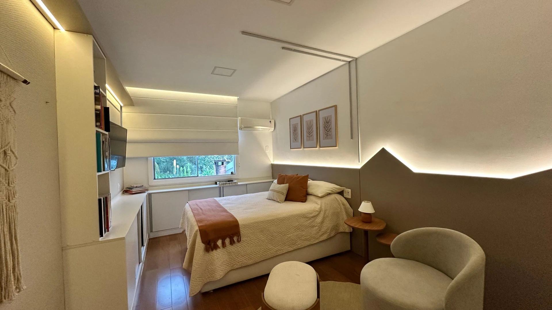 Furnished house, 360 m², with a walk-in closet — photo 20