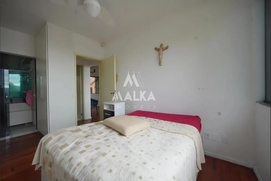 4-bedroom house with a water view in Florianópolis — photo 27