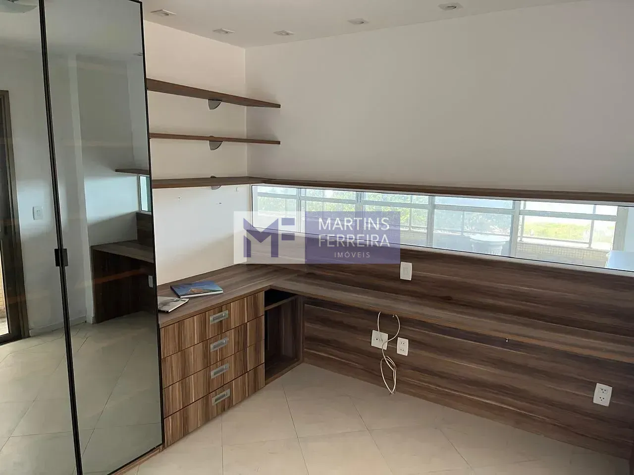 4 quartos e banheira: apartamento de 175 m² — photo 25