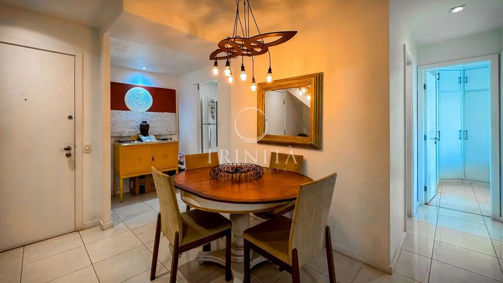 Furnished penthouse with 4 bedrooms, 200 m² and 3 parking — photo 18