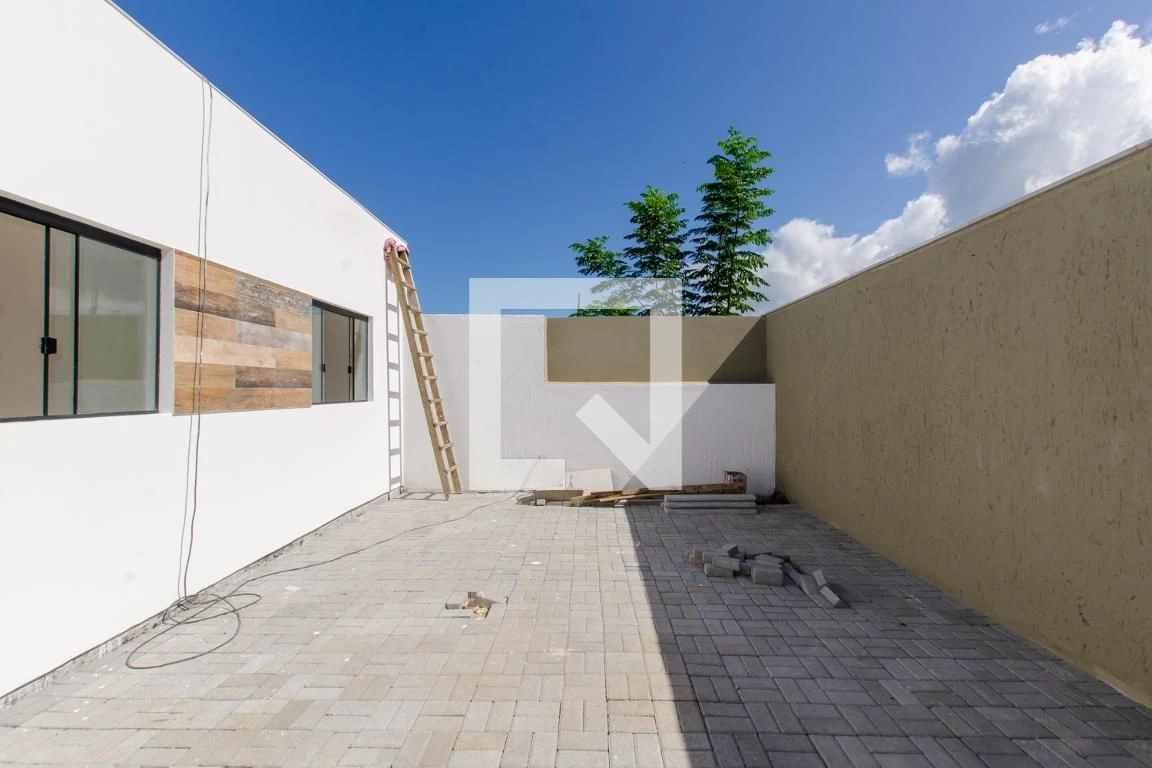 2-bedroom house with a garden in Florianópolis — photo 2