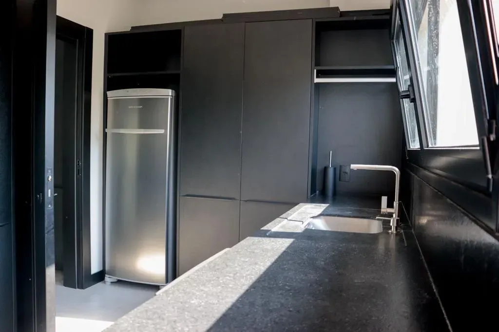 Casa amueblada con 5 suites y cocina compacta — photo 16