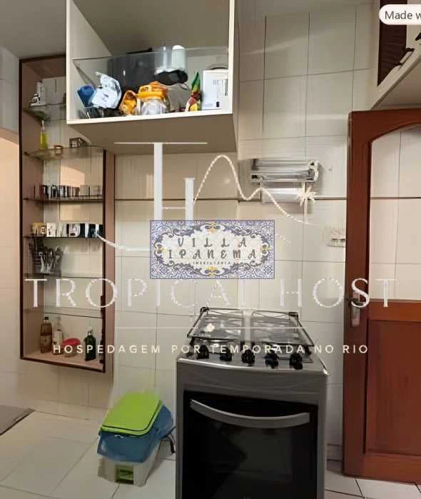 One-bedroom apartment with a washing machine — photo 22