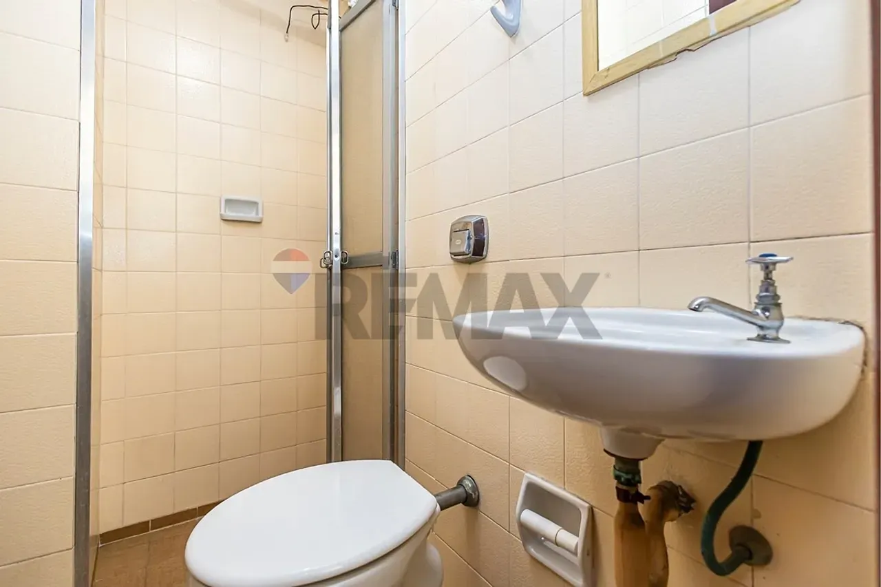 94 m² apartment with a washing machine and a home office — photo 8